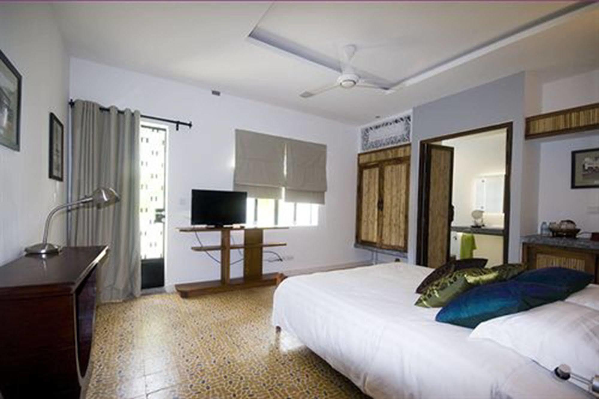 The Sangkum Hotel พนมเปญ ภายนอก รูปภาพ