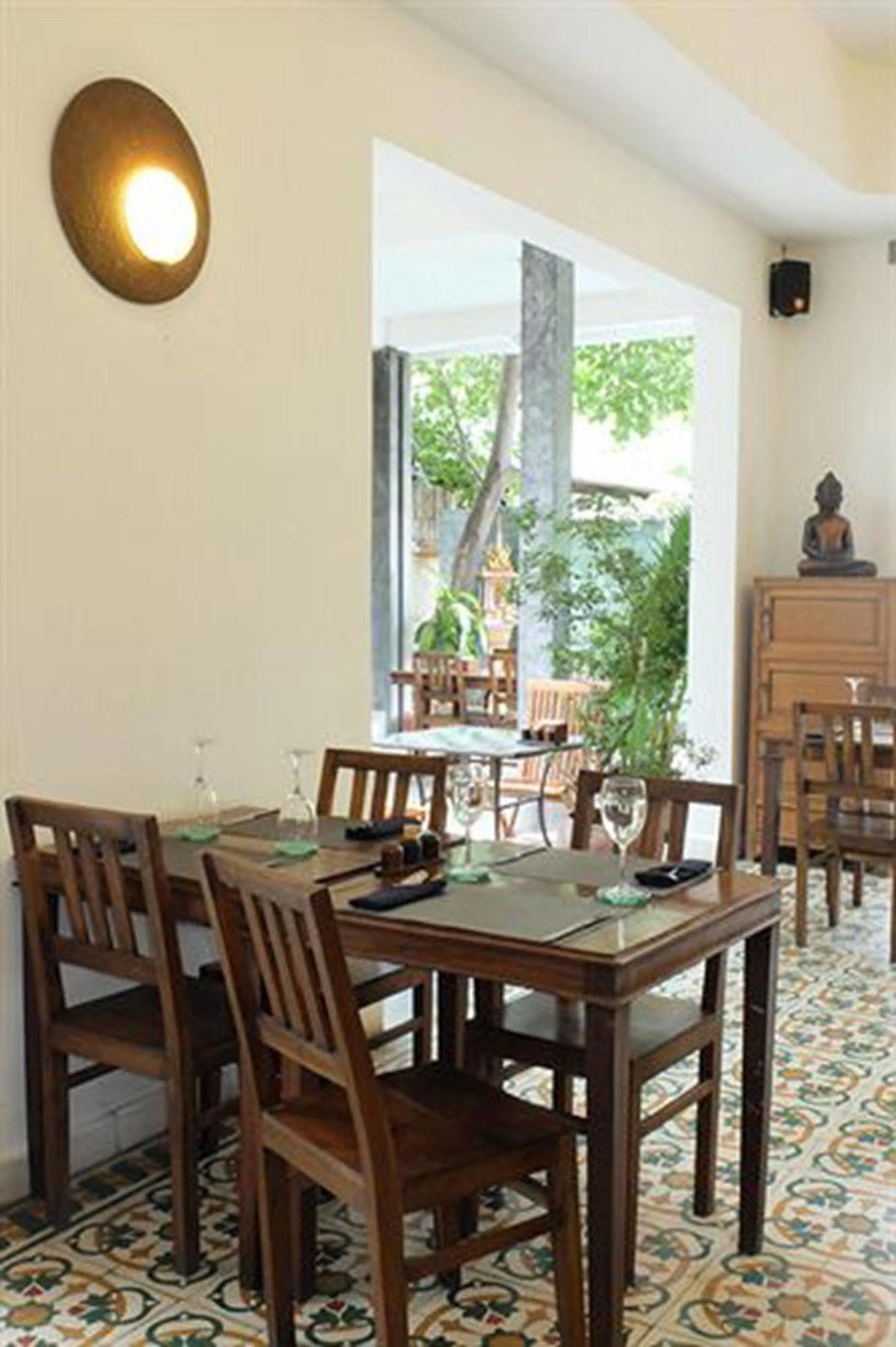 The Sangkum Hotel พนมเปญ ภายนอก รูปภาพ